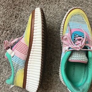 Chelsea & Violet Gently Used Platform Sneakers